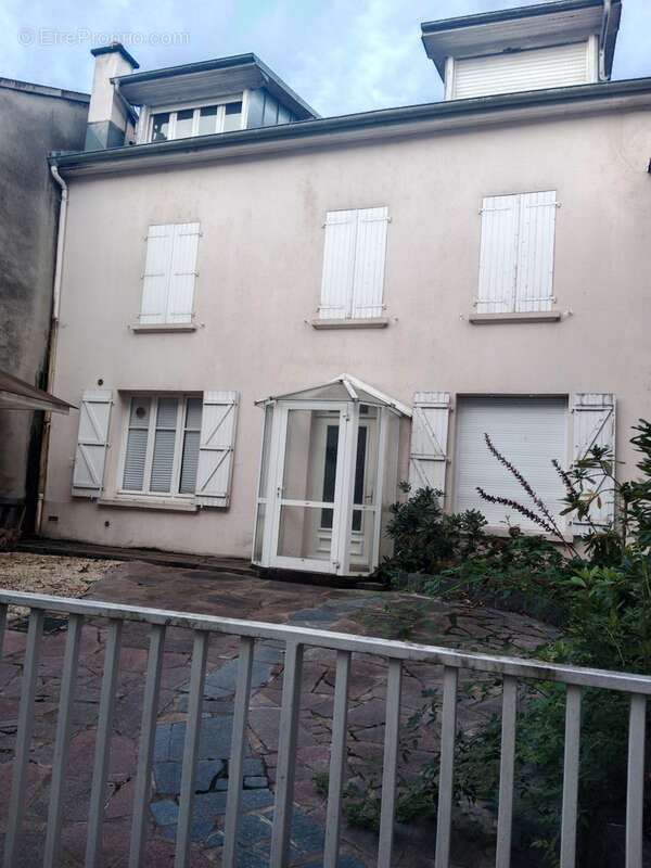 Maison à LUXEUIL-LES-BAINS