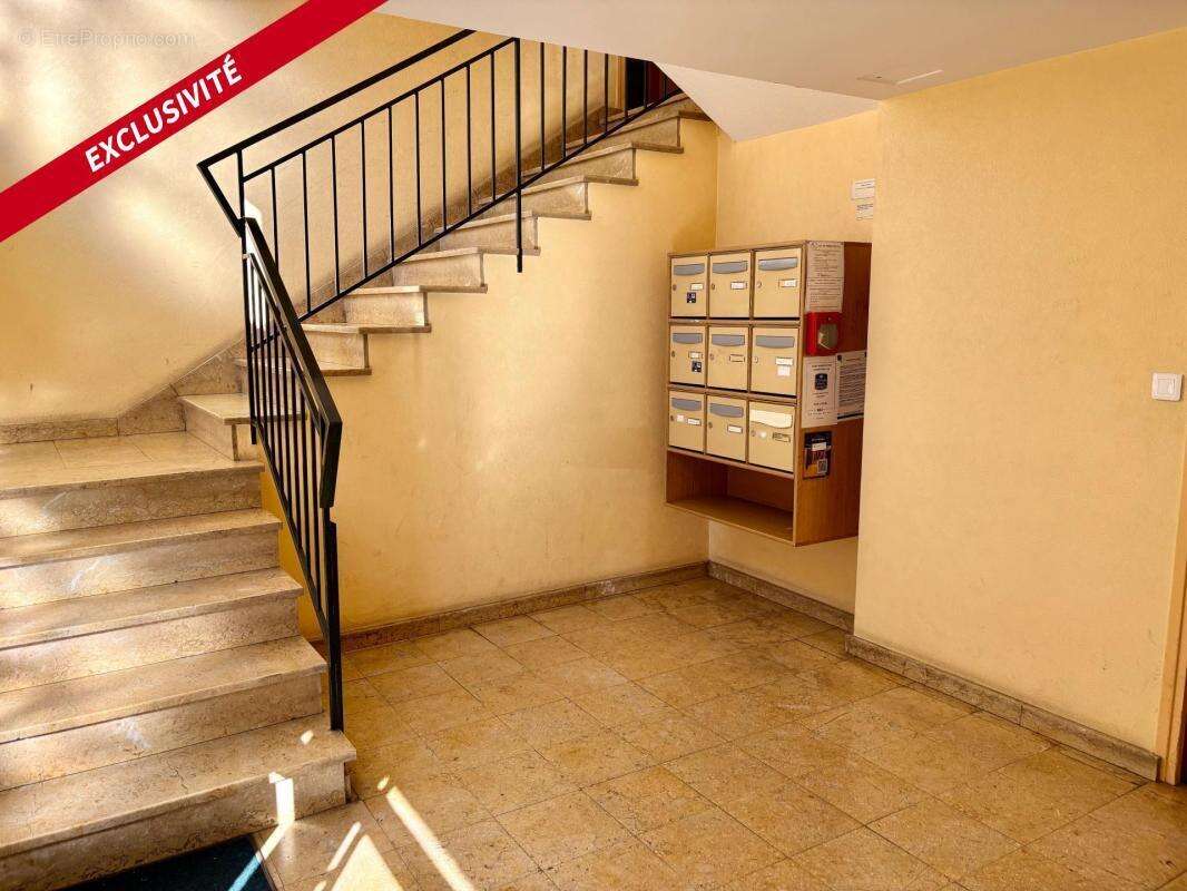 Ensemble de 3 appartements avec garage vendu loués - photo 4
