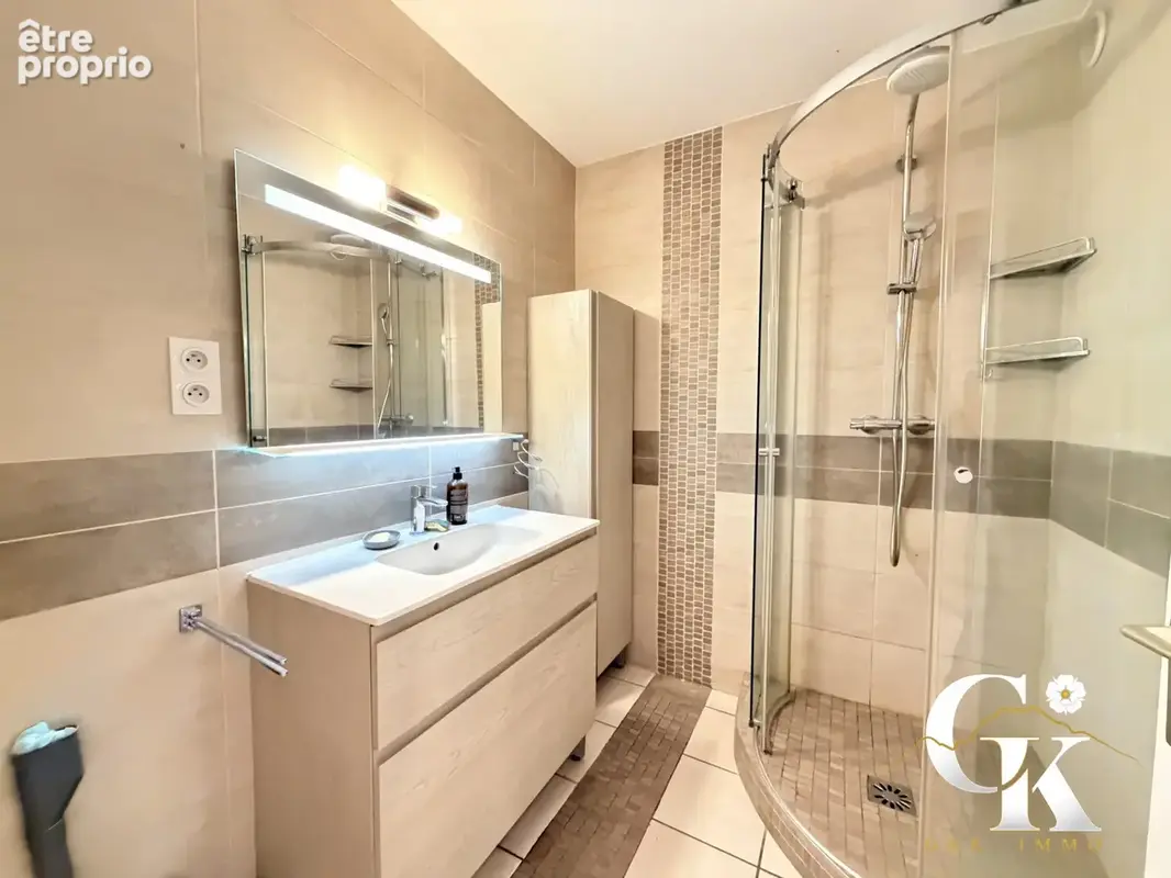 Appartement 4 pièces 85 m² à vendre à Echirolles (38130) - photo 9