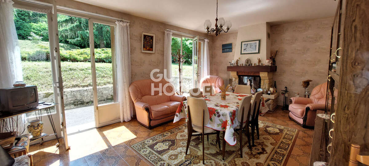 Maison à MEZIERES-SUR-SEINE