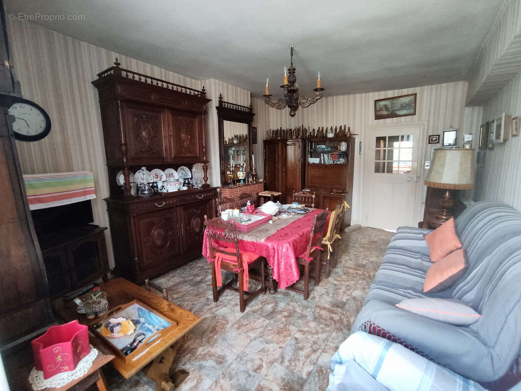 Appartement à CHATEAUMEILLANT