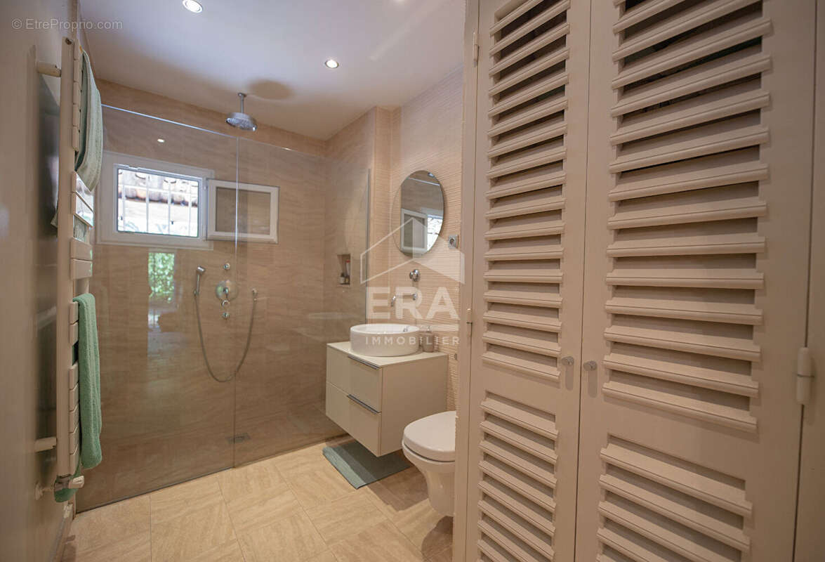 Maison à MANDELIEU-LA-NAPOULE