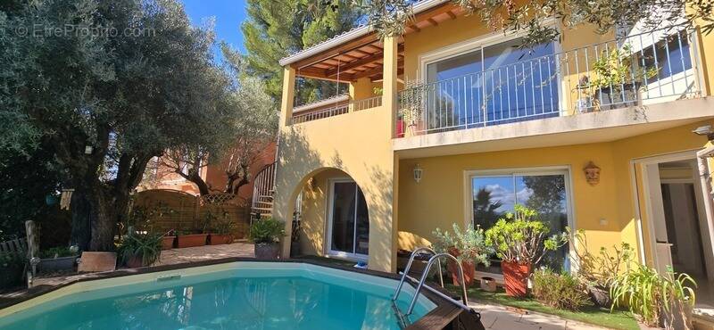 Maison à LA FARLEDE