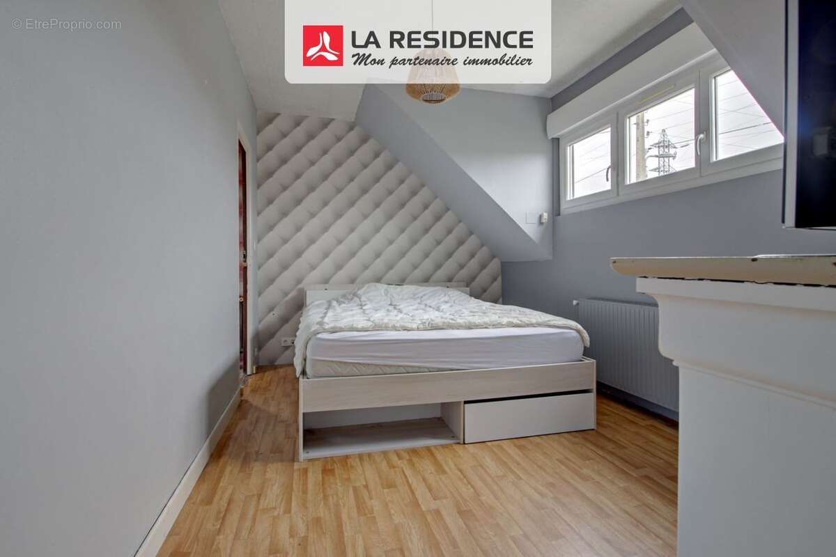 Maison à SAINT-ETIENNE-DU-ROUVRAY