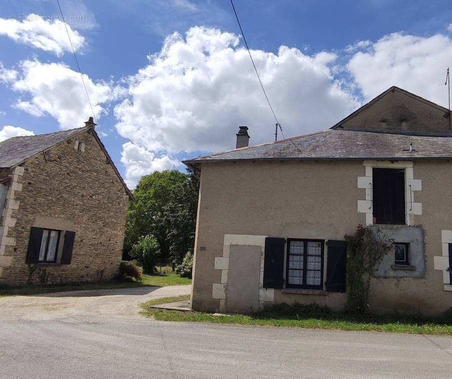 Maison à NEUVY-DEUX-CLOCHERS