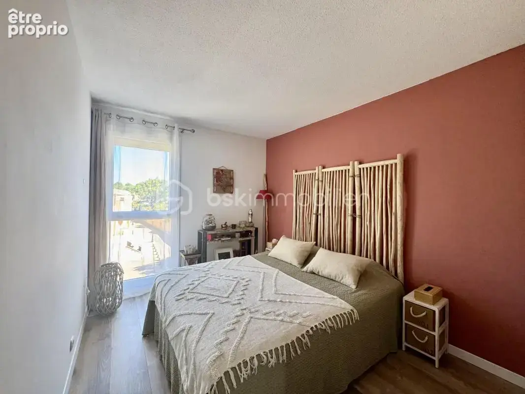 EGUILLES : Centre village 4 pièces et balcon avec vue dégagée - photo 7