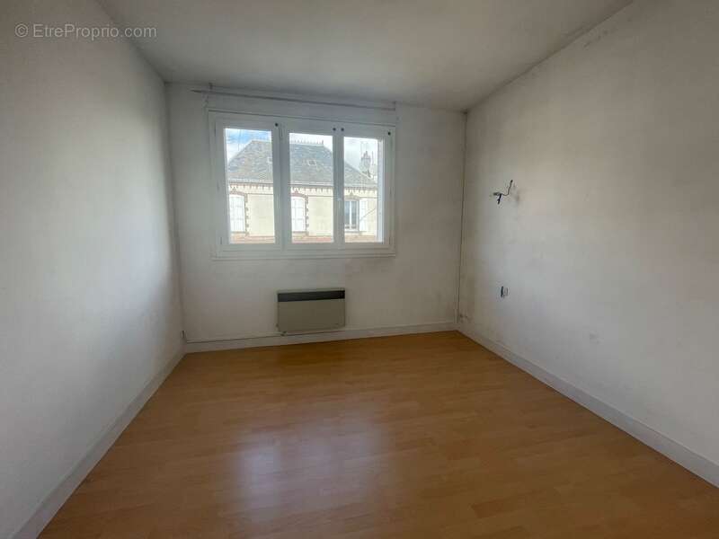 Commerce à ILLIERS-COMBRAY