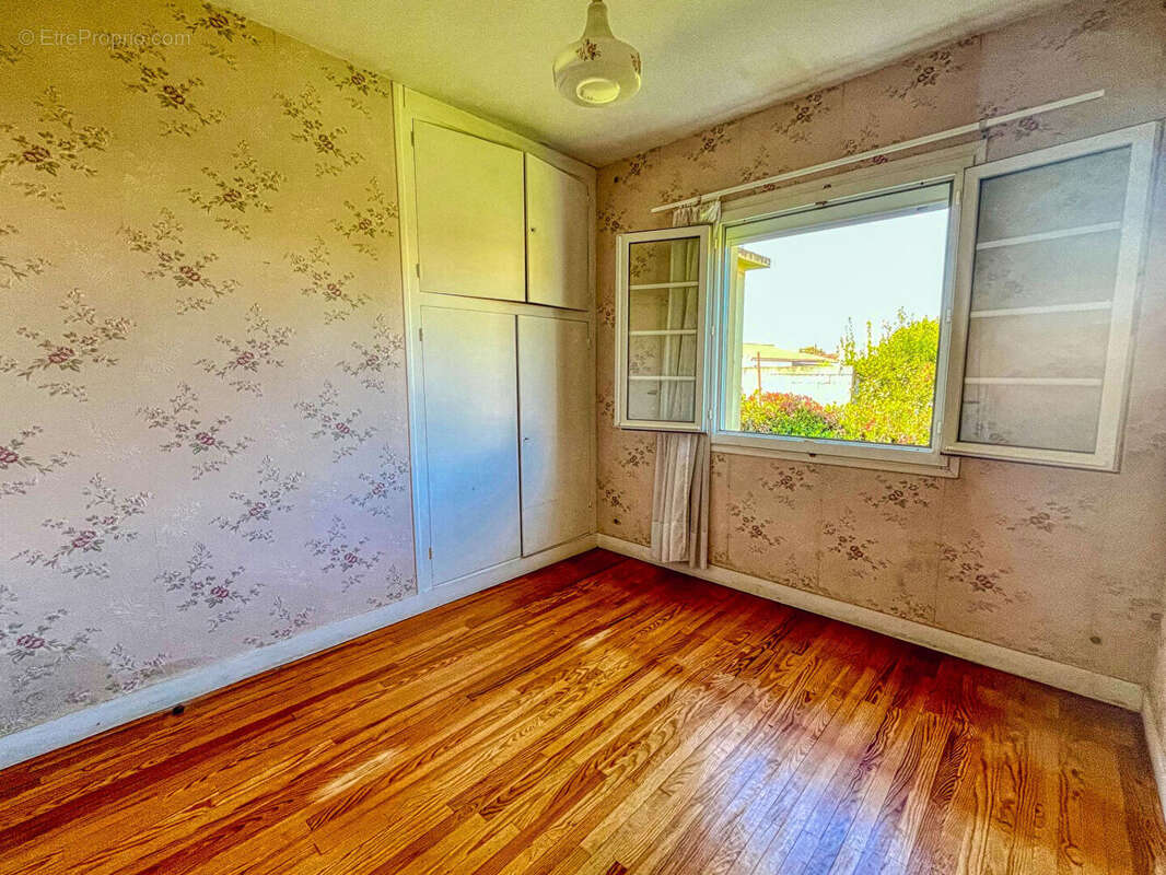 À VENDRE -Maison de 74 m² avec garage et cave - photo 9
