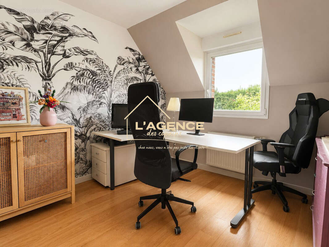 Maison 163 m² à Hazebrouck  - photo 2