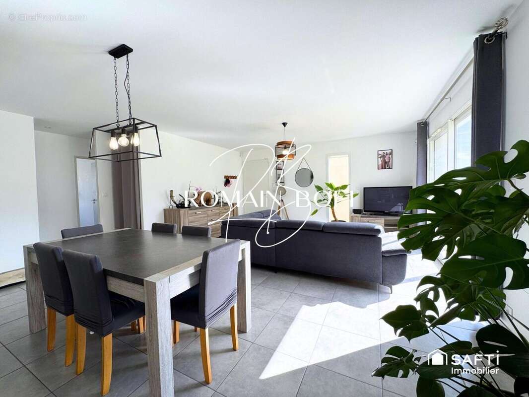 Photo 8 - Maison à SAUZET