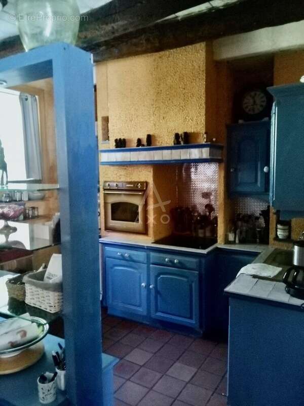 Authentique maison de caractère sur une parcelle de 4470m2 - photo 9
