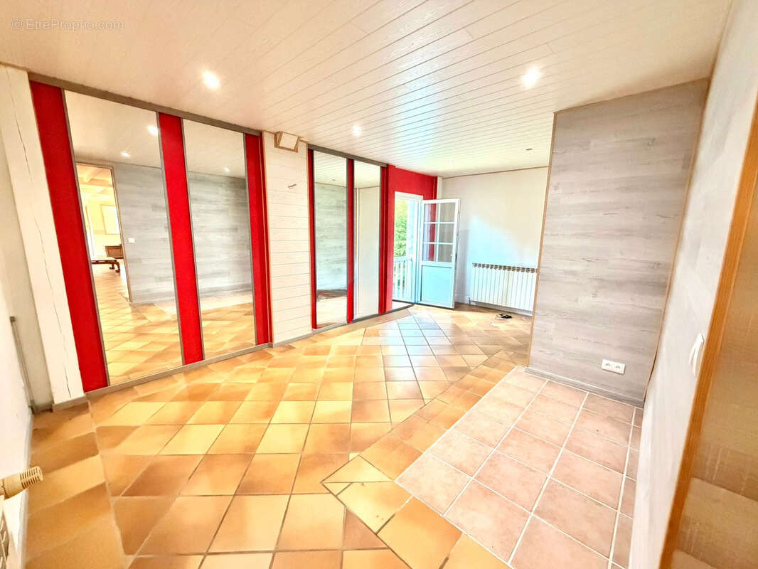 Maison à ADE