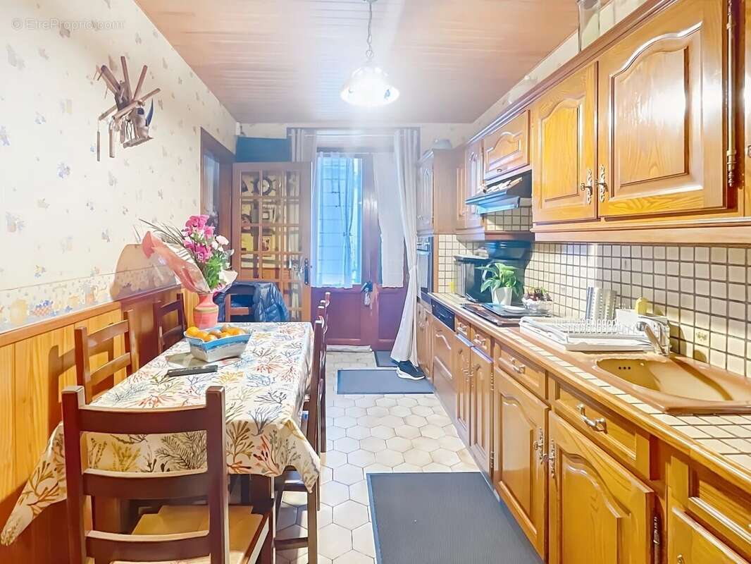 Appartement à CRESPIERES