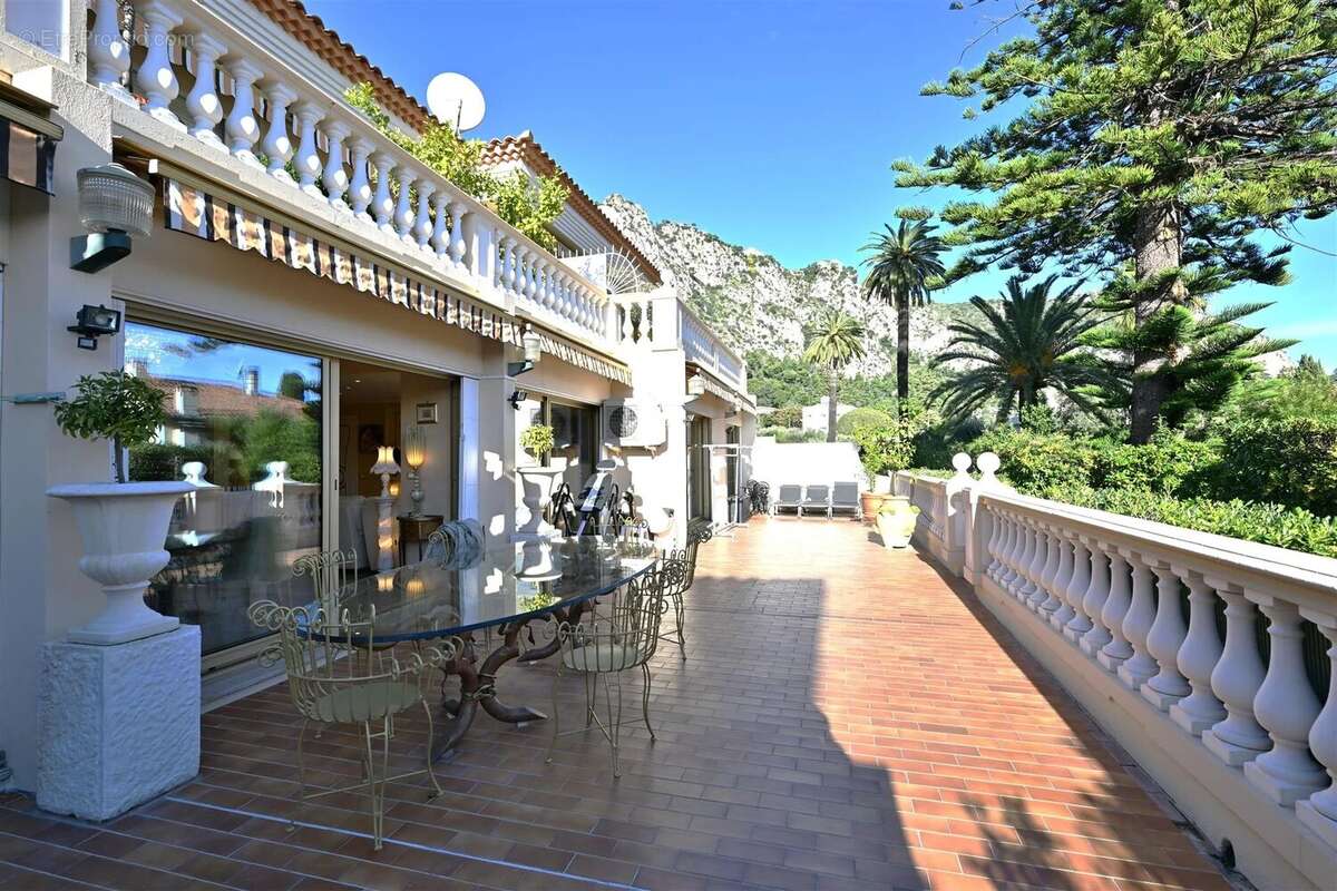 Appartement à BEAULIEU-SUR-MER