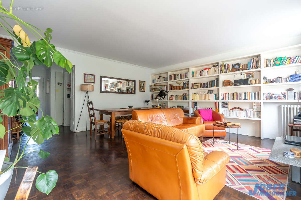 Appartement à NOGENT-SUR-MARNE