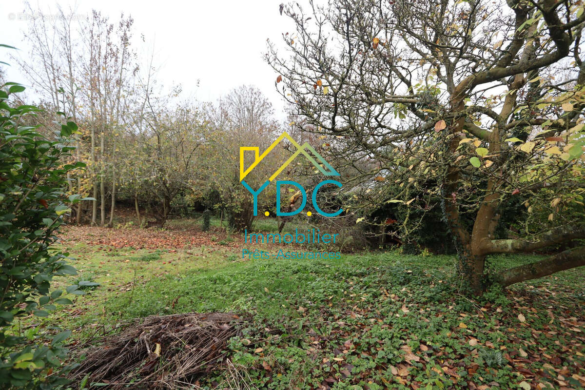 Terrain à HERICOURT-EN-CAUX