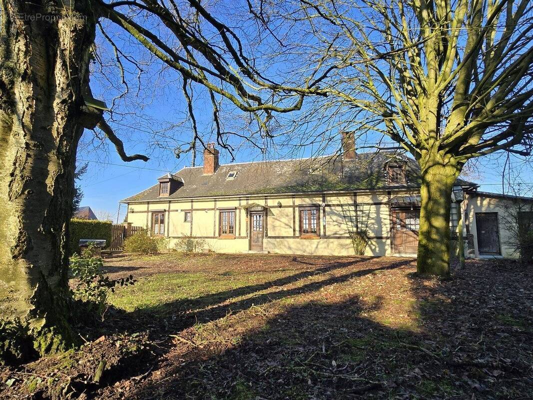 Maison à SAINT-THIBAULT