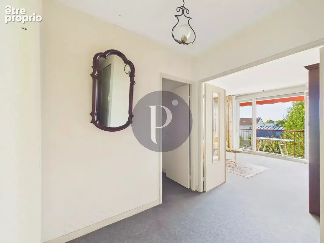 Appartement 4 pieces avec balcon et box - photo 5