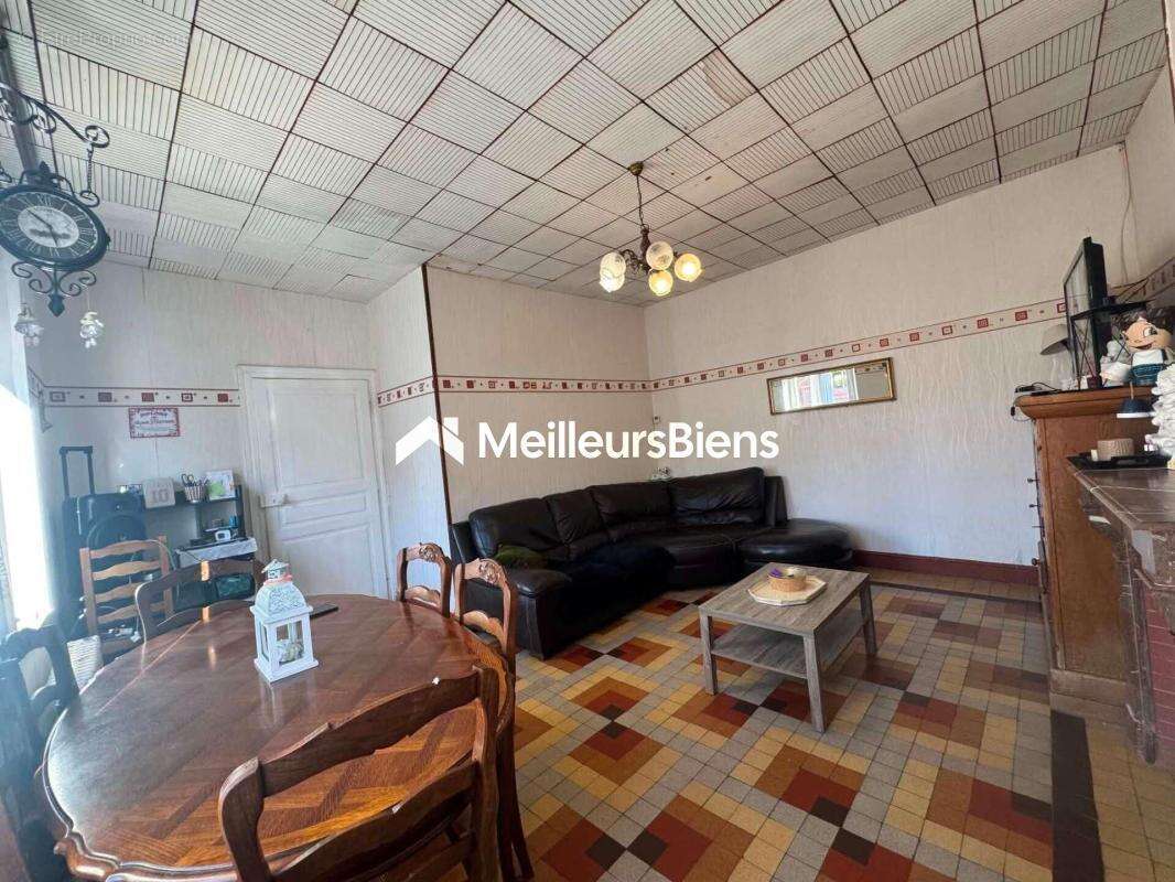 Maison à FOURMIES