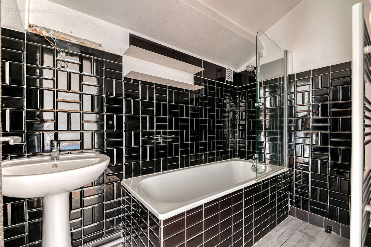 Appartement à LYON-6E