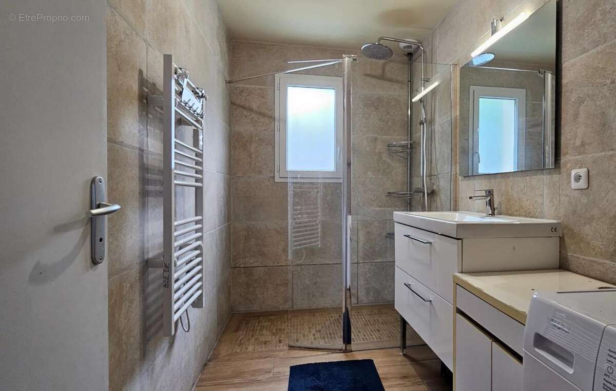 Maison à SAINT-SEURIN-SUR-L&#039;ISLE