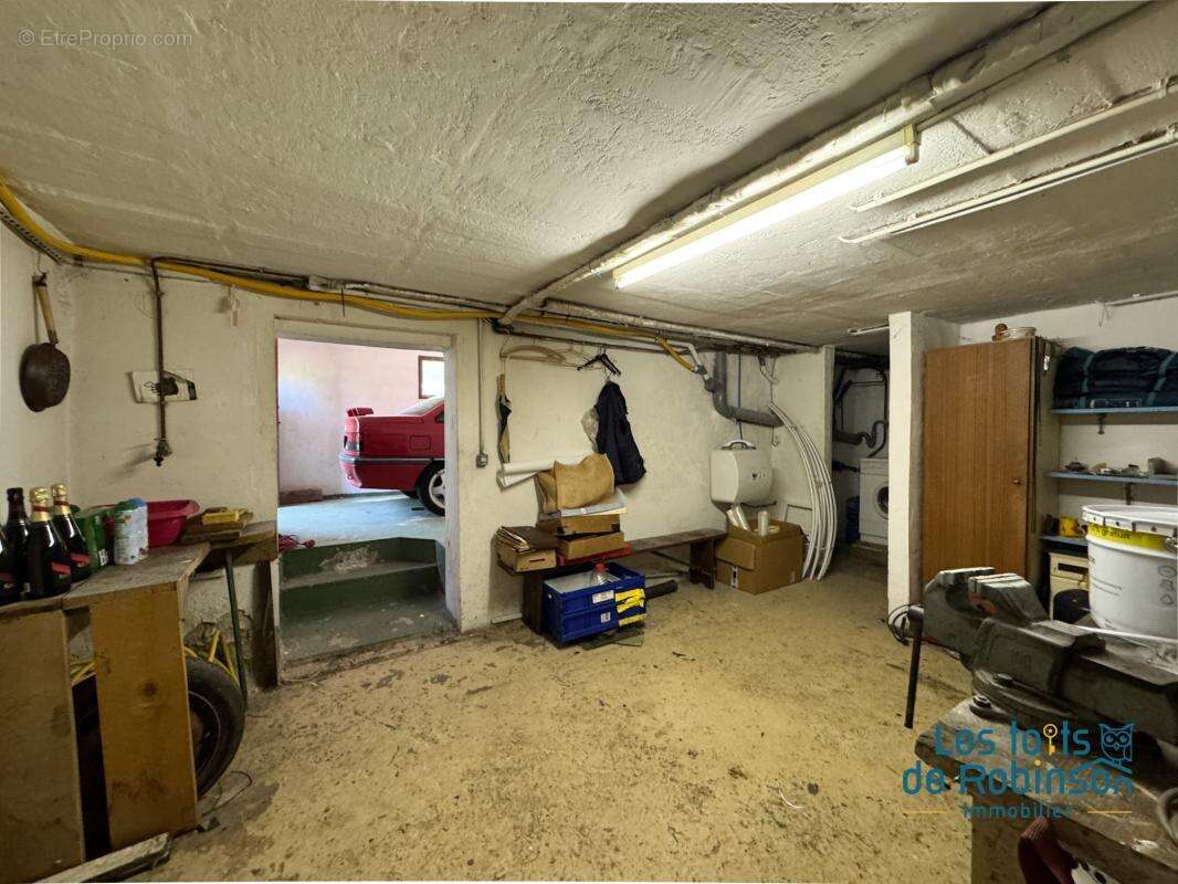 Jolie maison avec grand terrain - photo 17