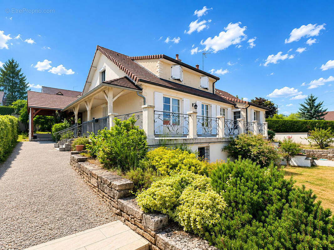 Maison à BEAUNE