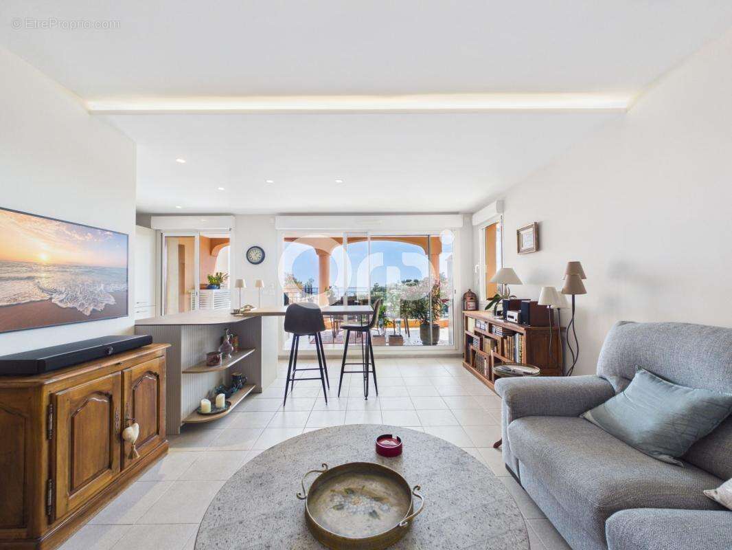 Appartement à MANDELIEU-LA-NAPOULE