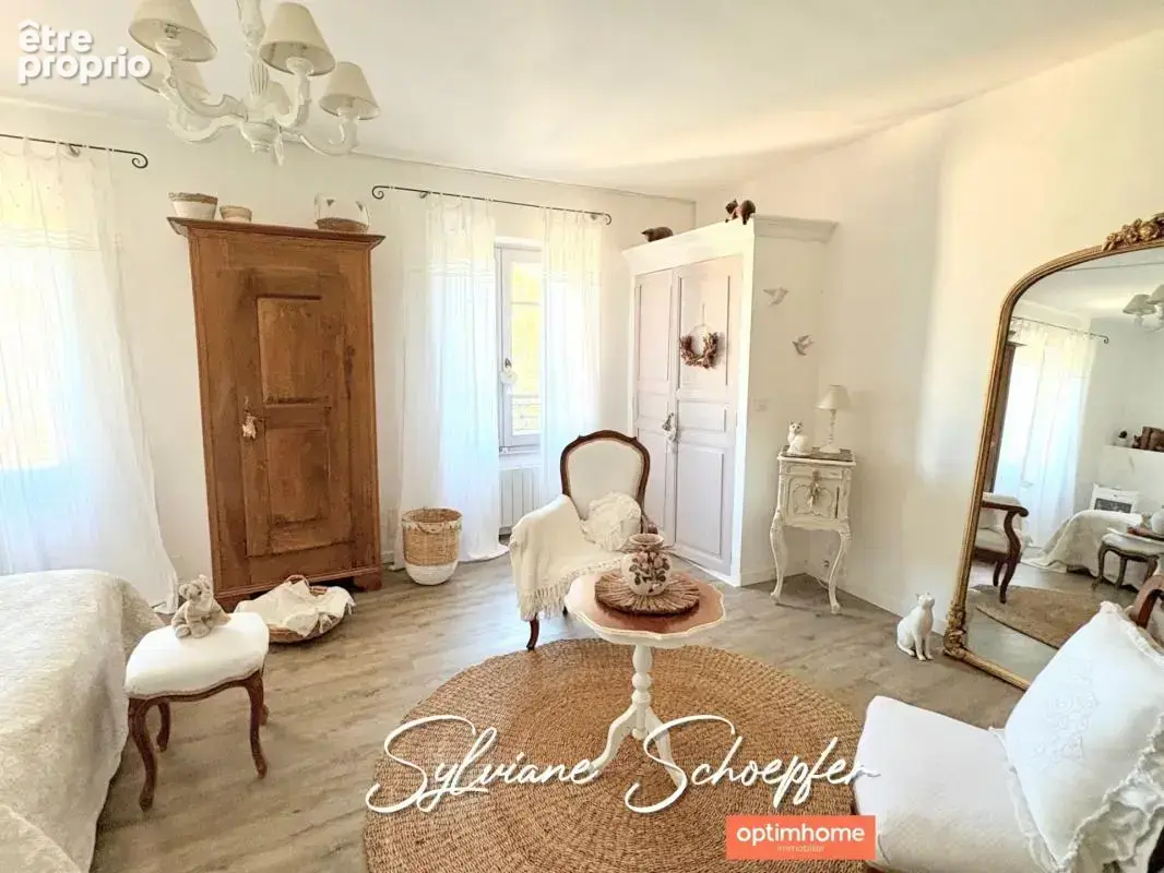 Maison de ville pleine de charme avec grand extérieur et garage, à 3 km de Grignan - photo 12