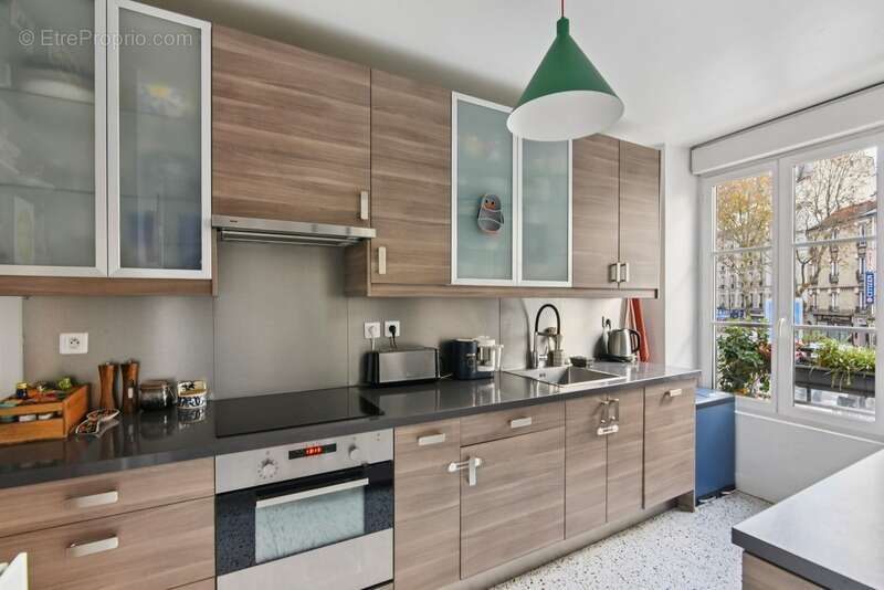 Appartement à PARIS-19E