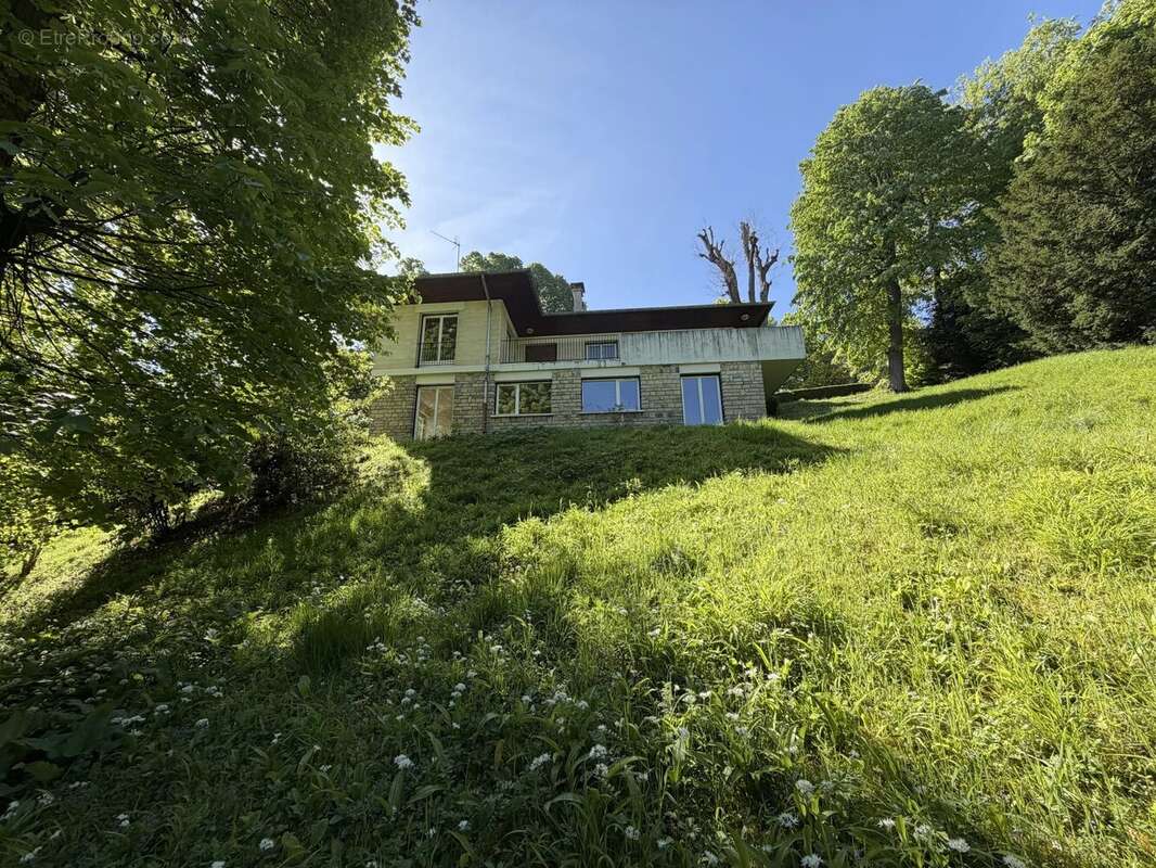 Maison à BOUGIVAL