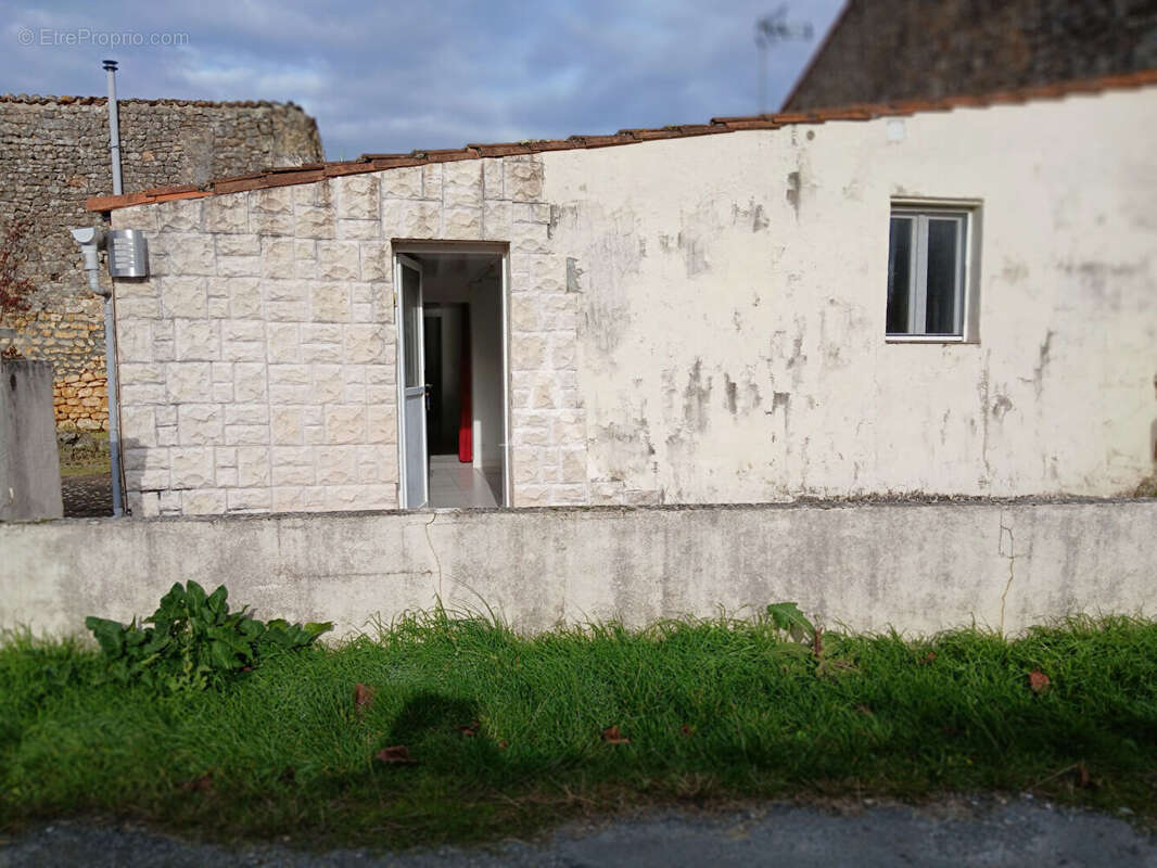 Maison à SAINT-VAIZE