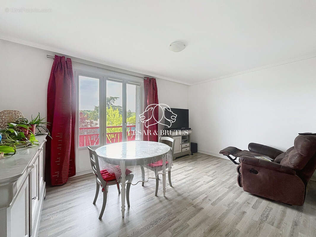 Appartement 58 m² à Pont-Eveque  - photo 4