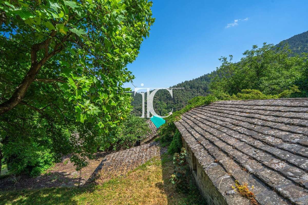 Authentique mas du xviiie à rénover, 29 hectares de terrain - photo 15