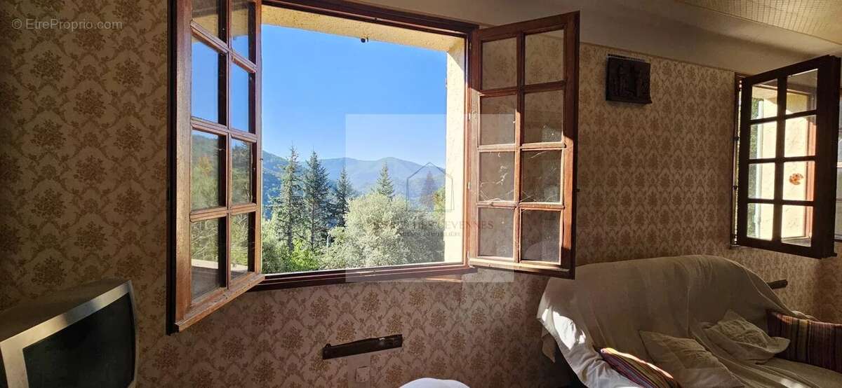 Maison à SAINT-PRIVAT-DE-VALLONGUE