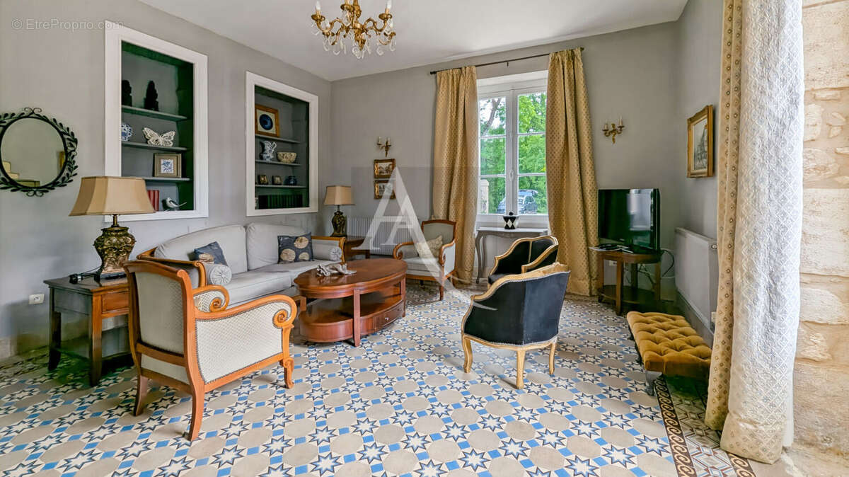 Maison à SAINT-FRONT-SUR-LEMANCE