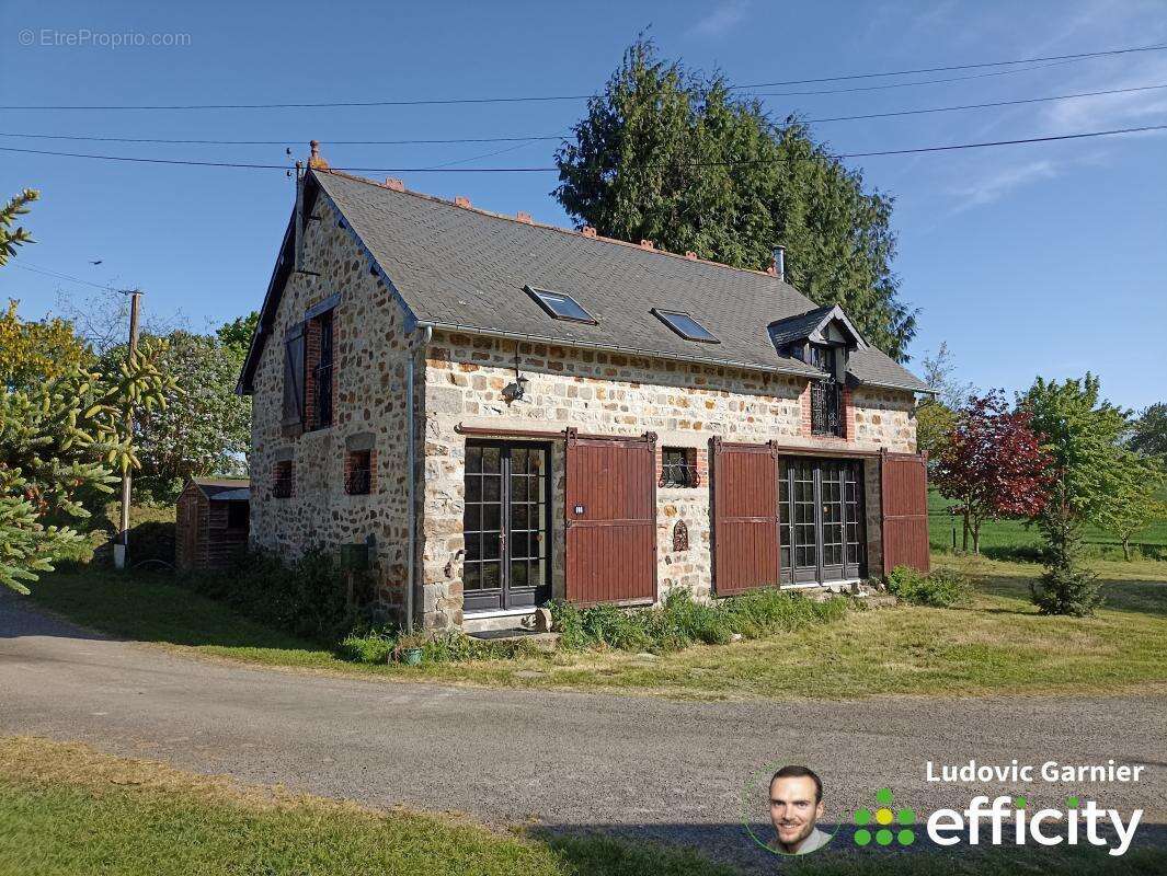Maison à MORTAIN