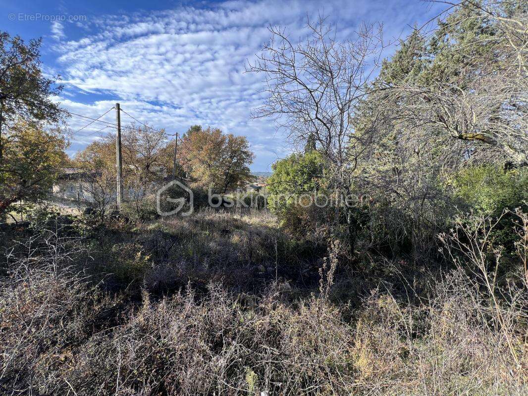 Terrain à TRANS-EN-PROVENCE