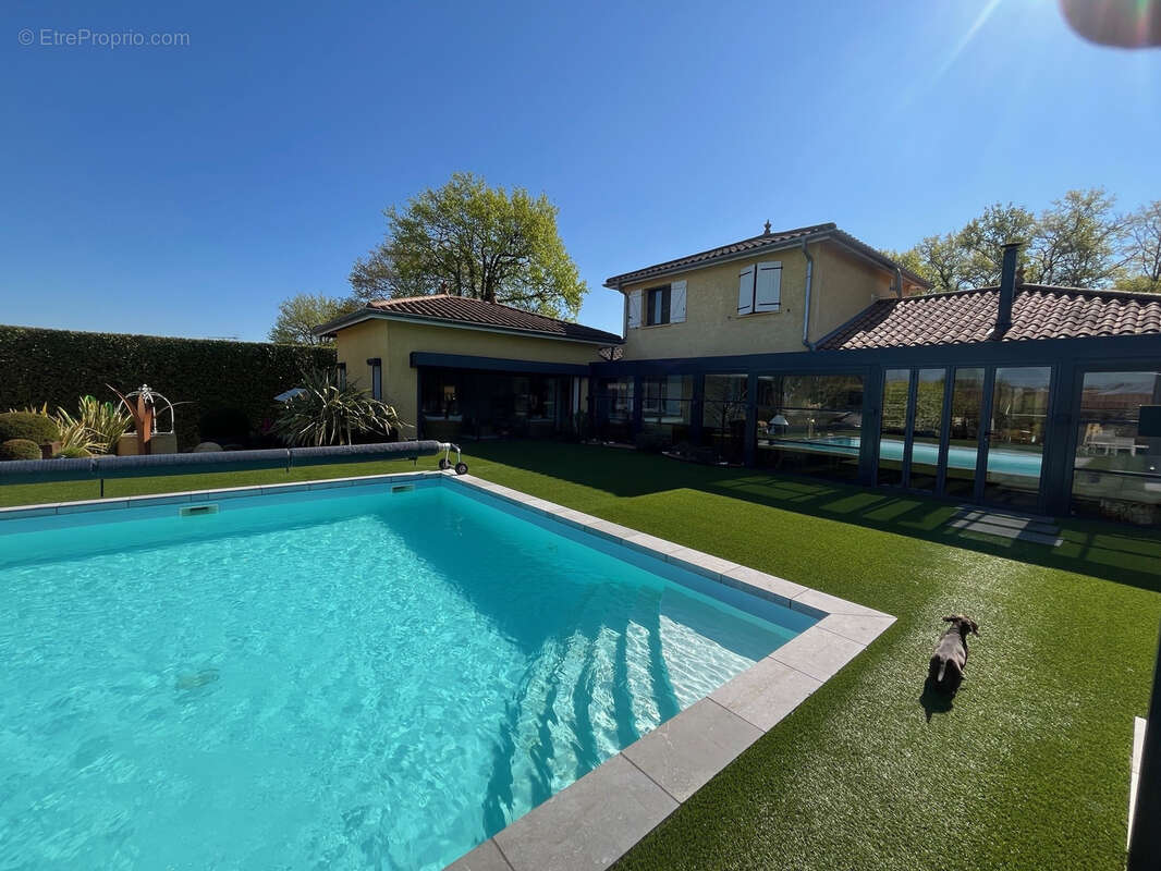 Maison à MONTMERLE-SUR-SAONE