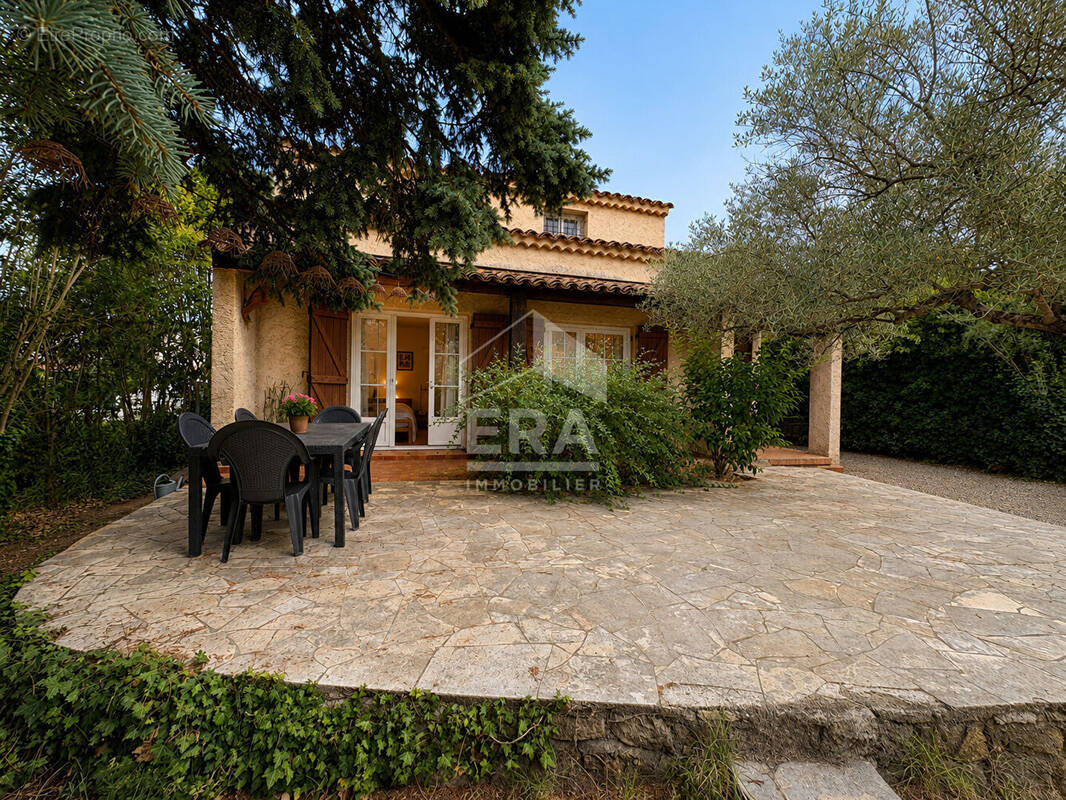 Maison à TARADEAU