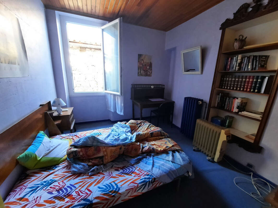 Maison à MONSEGUR