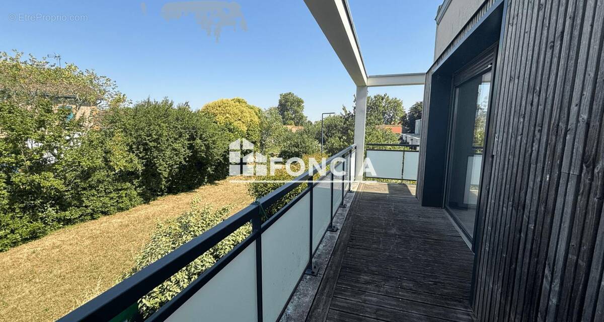 Appartement à MONDONVILLE
