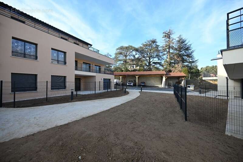 Appartement à VAUGNERAY