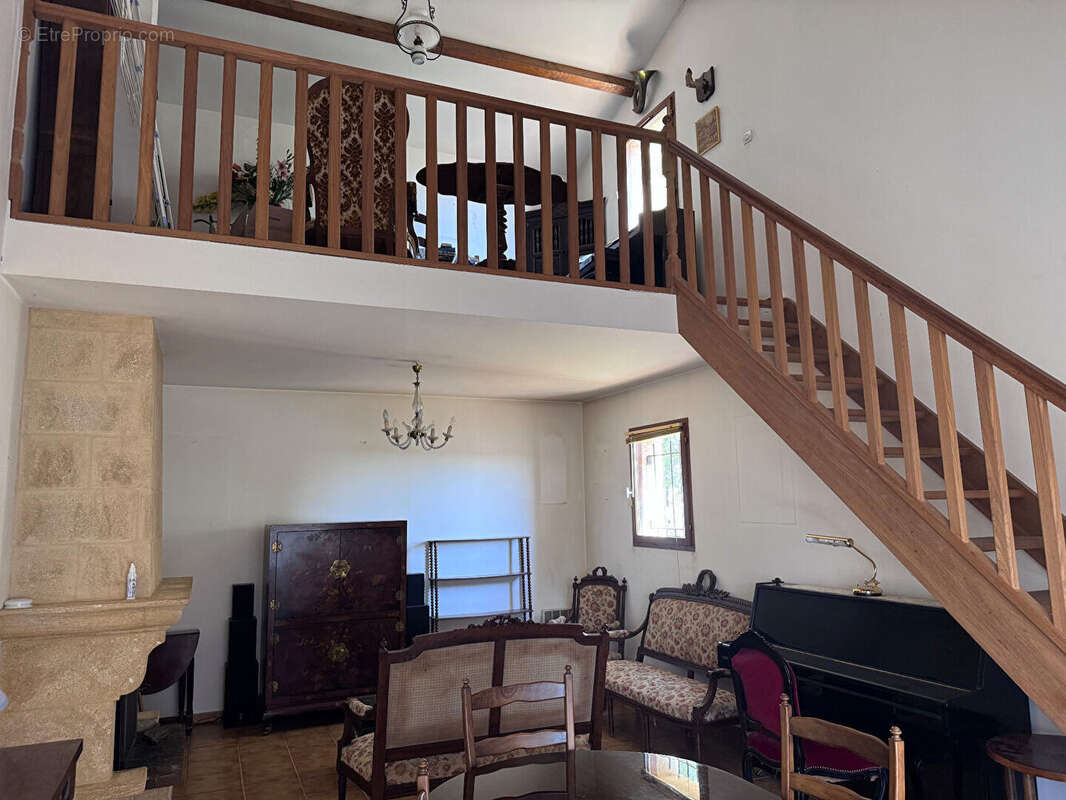 Maison à LES ANGLES