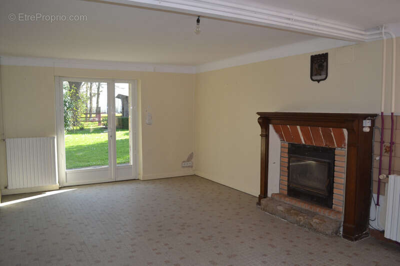 Maison à BAINS-SUR-OUST