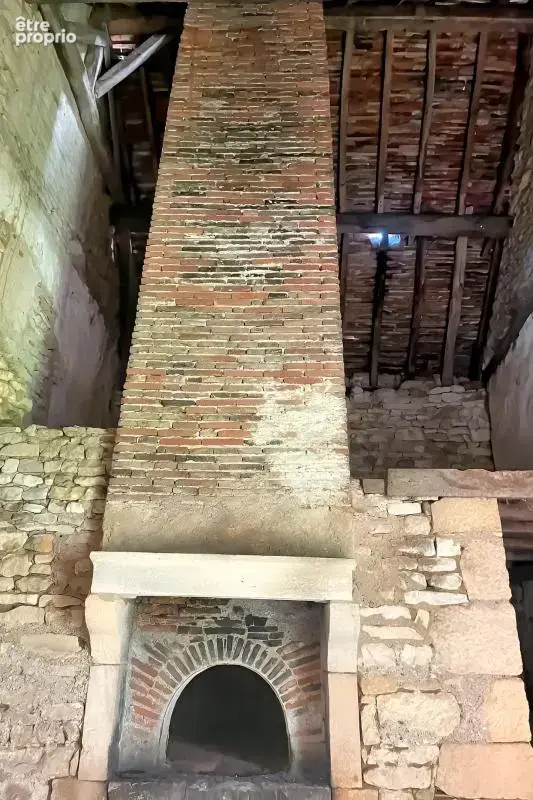 Maison de caractère dans un corps de ferme avec potentiel in - photo 9