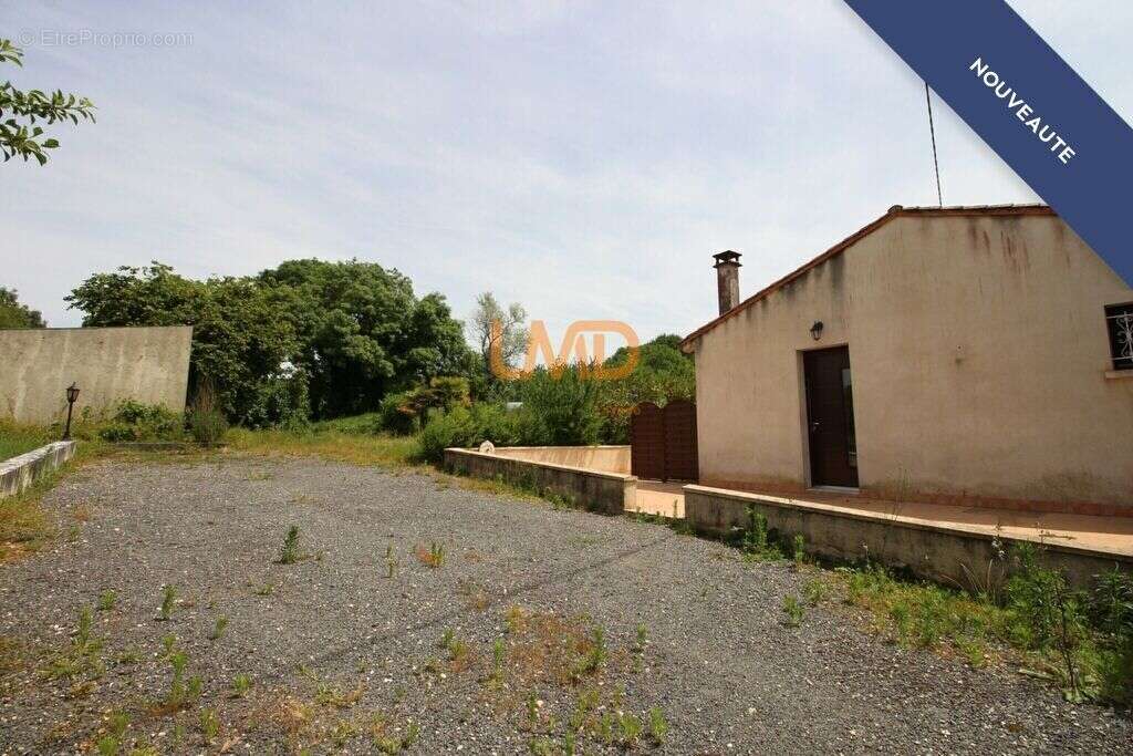 Maison à BUSSAC-SUR-CHARENTE