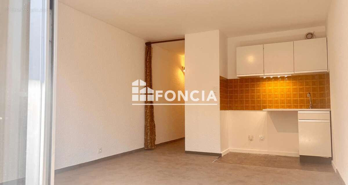 Appartement à LA SALLE-LES-ALPES