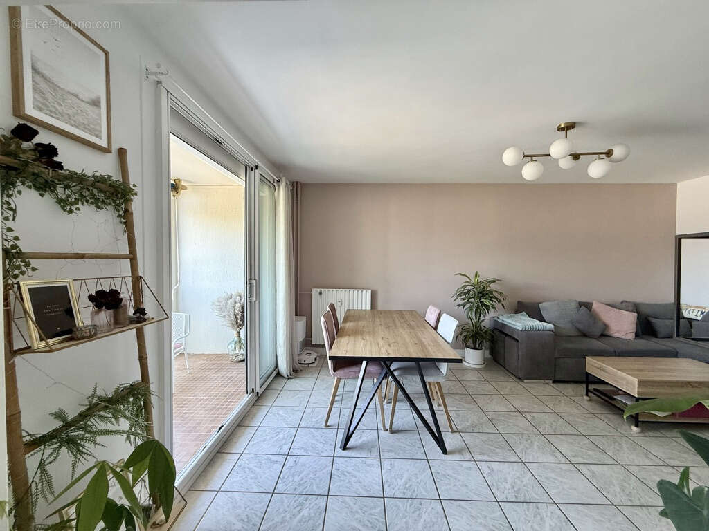 Appartement à BOURG-LES-VALENCE