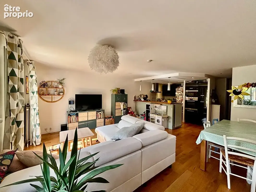 Maison  5 pièces 115 m2 Proche GARE - photo 2